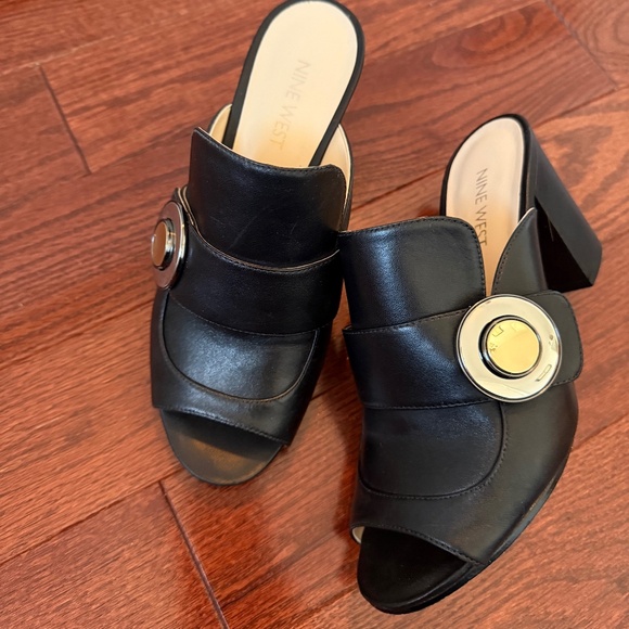 Nine West Shoes - Nine West 6.5 Glynn black leather mule